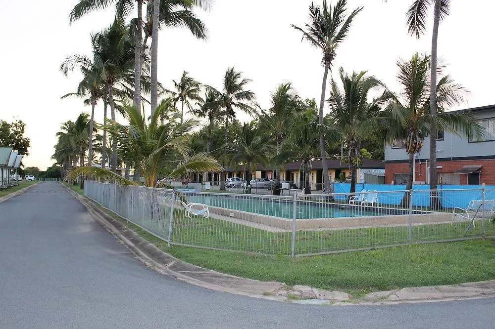 Central Tourist Park Mackay 3*,